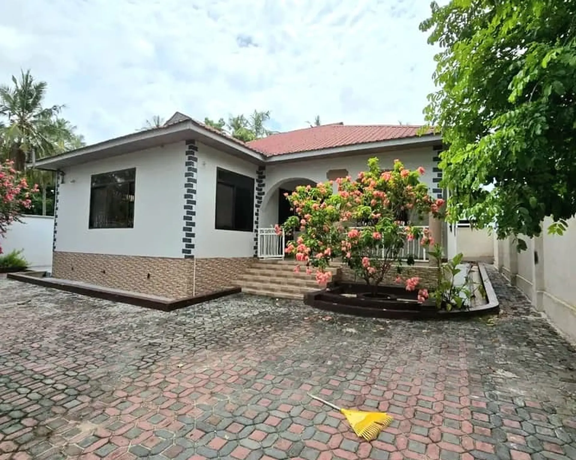 Alphahome Property