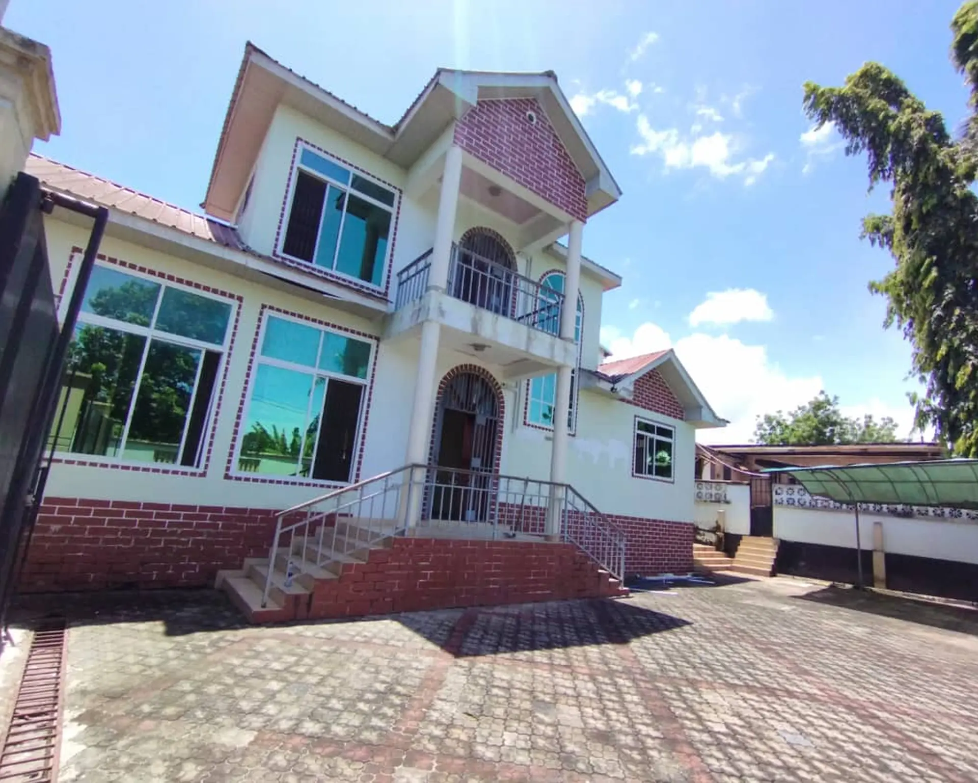 Alphahome Property