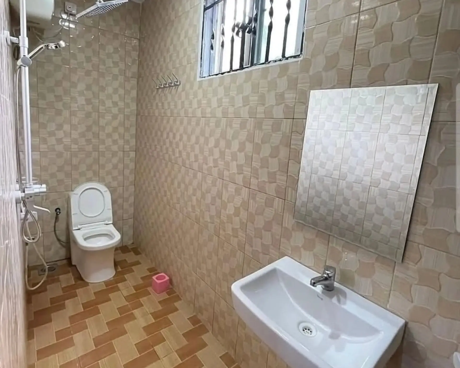 Alphahome Property
