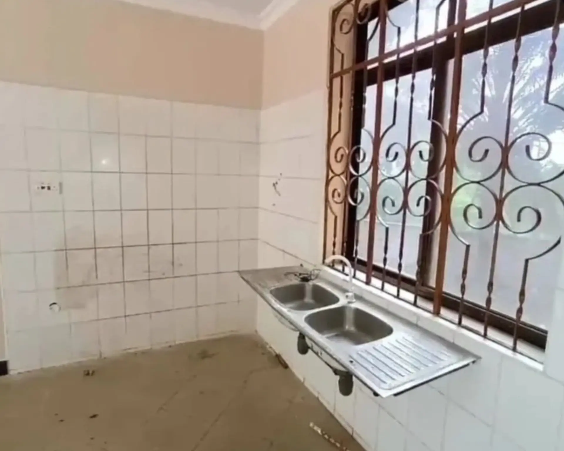 Alphahome Property